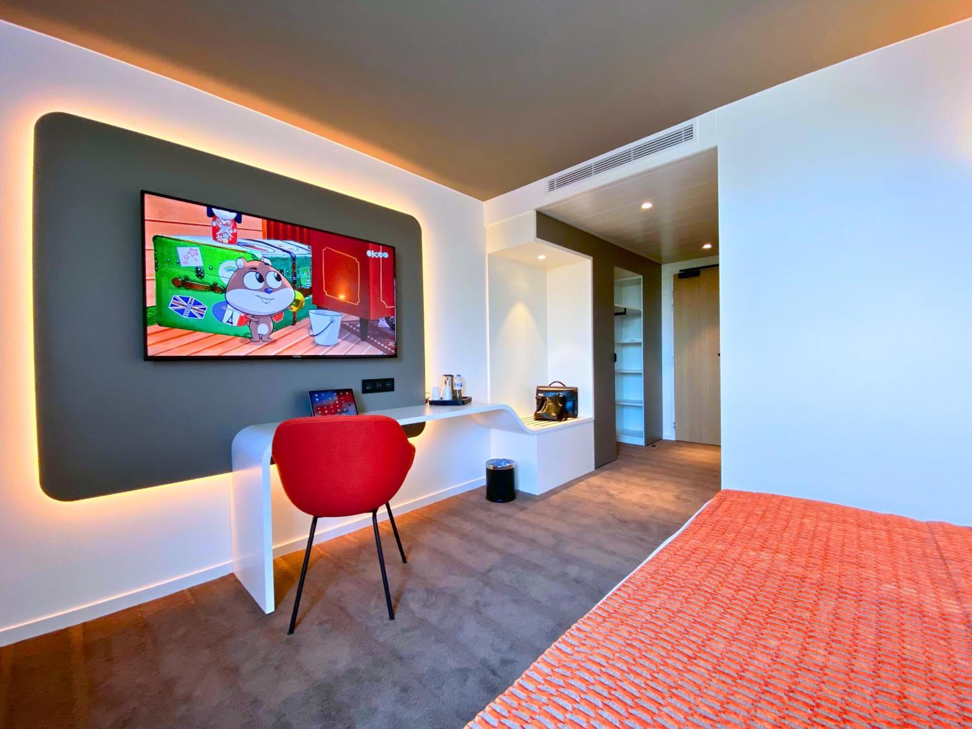 Brit Hotel Piscine & Spa - Fougeres Lecousse Экстерьер фото